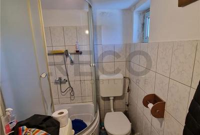 Casă cu 3 camere cu Teren 2230 Mp în Saca - 12