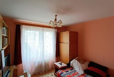 Apartament cu 3 camere de vanzare - 4