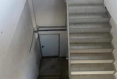 Spațiu comercial, de 1,100 mp, în Central