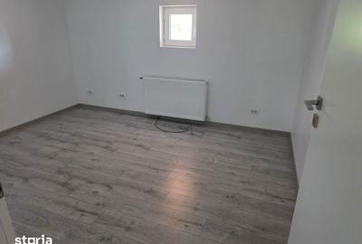 Casă cu 4 camere cu Teren 210 Mp în Dobroești - 5
