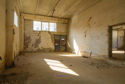 Hala de 307 mp - pozitie strategica intre Gara si Școala Nr. 2 Hala de 307 mp - pozitie strategica intre Gara si Școala Nr. 2 - 11