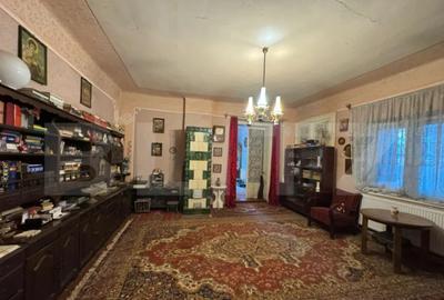 Casă cu 4 camere cu Teren 1488 Mp în Pestișu Mic - 15