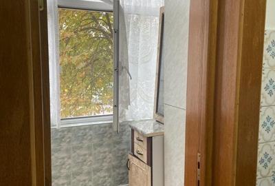 2 camere decomandat, centrala gaz, et 1, Tomis 3, termen lung, contract,400 euro 2 camere decomandat, centrala gaz, et 1, Tomis 3, termen lung, contract,400 euro - 13