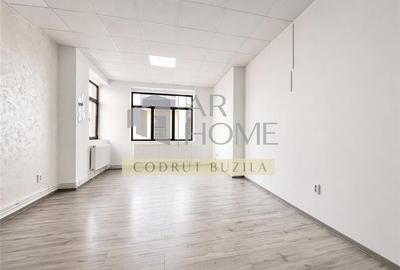 Spațiu comercial, de 100 mp, în Central