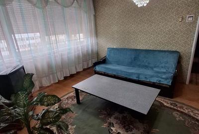Apartament cu 2 camere semidecomandat în Tineretului