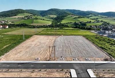 Teren de 8700 mp, în Chinteni - 2