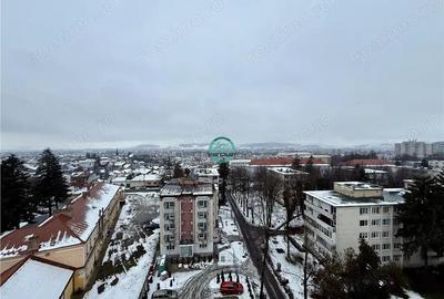 Vanzare - Apartament cu 2 camere - Cornisa - 3