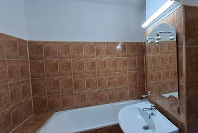 OCAZIE!!!  Lipovei – Apartament  3  Camere  – Parter Inalt - Garaj - 2 Boxe - 8