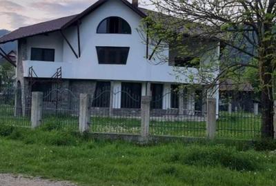 Casă individuală cu 6 camere cu Teren 786 Mp în Nord-Est - 10