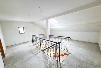 Casă cu 10 camere cu Teren 265 Mp în Găvana - 2