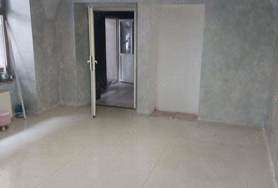 Spațiu comercial, de 45 mp, în Central - 7