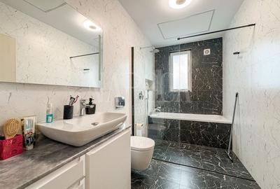 Duplex cu 4 camere cu Canalizare în Europa - 14