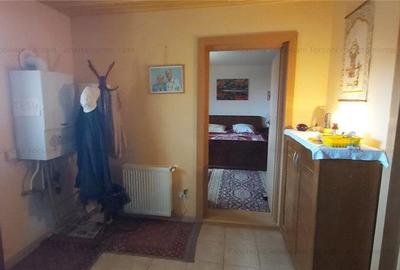 Casă cu 4 camere în Popești - 2