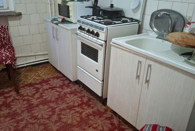 Apartament cu 3 camere decomandat în Precista - 6