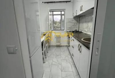 Apartament cu 2 camere decomandat în Palat - 4