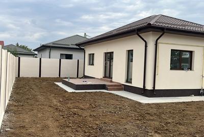 Casa 4 cam , 2 bai Toate utilitatile  Teren 410mp ! 5 min Primarie - 7