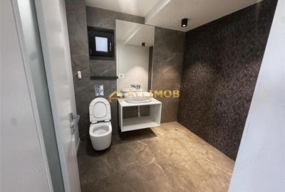 Spațiu comercial, de 140 mp, în Ultracentral - 4