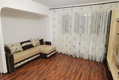 Apartament cu 3 camere decomandat în Micro 18 - 7