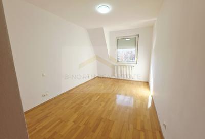 Casă cu Teren 300 Mp în Pipera