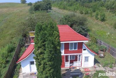 Casă cu 6 camere cu Teren 3600 Mp în Dărmănești - 4