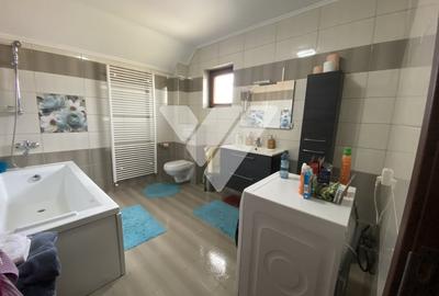 Casă individuală cu 5 camere cu Canalizare în Șura Mică - 15