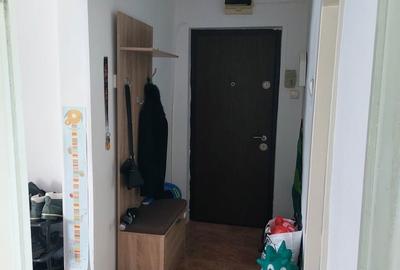 Apartament cu 3 camere decomandat în Ampoi 3 - 1