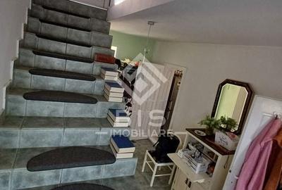 Casa 5 camere, D+P+1,  Zona Nord - 13