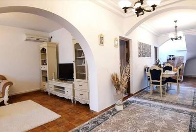 Casă cu 8 camere cu Teren 320 Mp în Cumpăna - 3