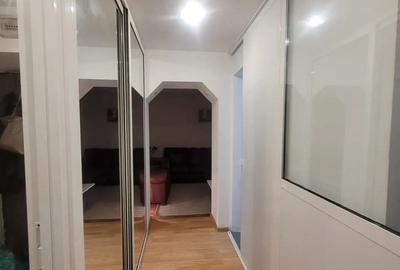 Apartament cu 2 camere semidecomandat în Central - 1