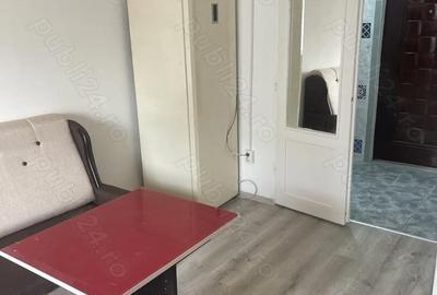 Garsonieră semidecomandată în Uzina 2 - 3