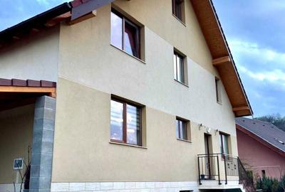 Casă cu 4 camere în Gura Râului - 1