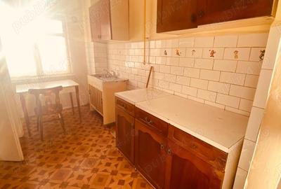 Apartament cu 3 camere decomandat în Central - 1