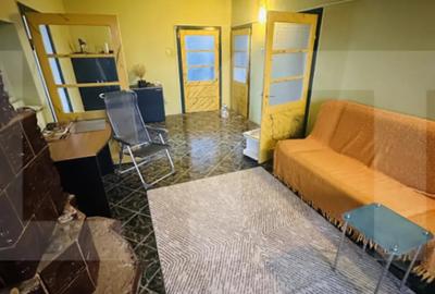 Apartament cu 4 camere decomandat în Grădiște - 1
