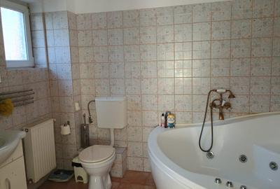 Vânzare vila  P+1E+ M – 4 dormitoare | 3 băi | living spațios | curte proprie - 5