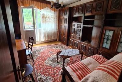 Casă cu 3 camere cu Teren 30 Mp în Schei - 11