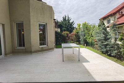 Vilă in zona Iancu Nicolae - 30