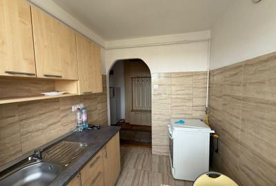 Apartament cu 2 camere semidecomandat în Ultracentral