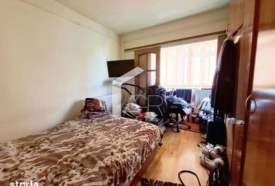 Apartament cu 3 camere decomandat în Peneș Curcanul - 4
