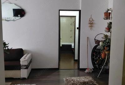 Apartament 2 cam Tiglina 2, etaj 2/4 ,pozitie excelenta - 9