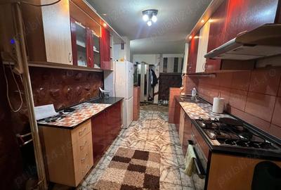 Apartament cu 2 camere decomandat în UTA - 5