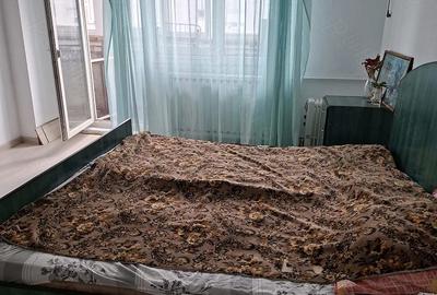 Garsonieră decomandată în Timpuri Noi