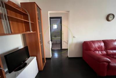 Apartament cu 3 camere semidecomandat, mobilat în Sărari - 3