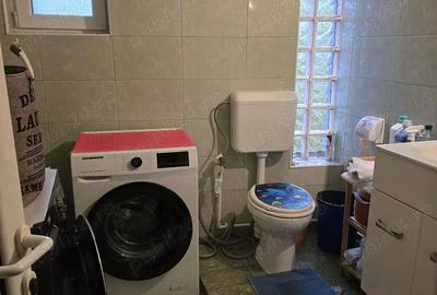 Casă cu 4 camere cu Teren 214 Mp în Roșu - 8