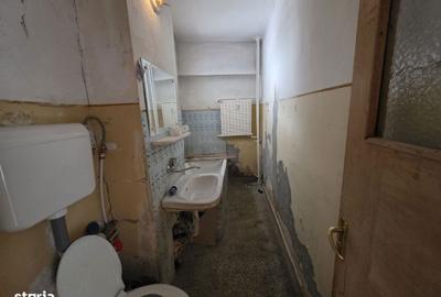 Apartament cu 3 camere decomandat în Giulești - 9