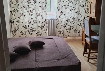 Apartament cu 3 camere decomandat în Central - 1