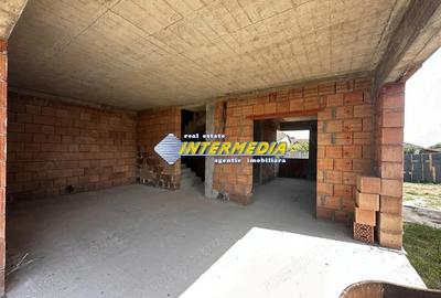 Vanzare Casa Individuala P+M la Rosu cu 345 mp teren si utilitati in Alba Iulia - 2