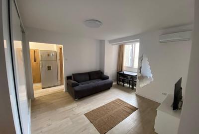 Apartament cu 2 camere semidecomandat în Universitate