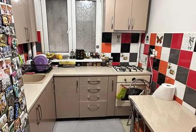 Iancului,Metrou ,Etajul 3/8,Reabilitat,DECOMANDAT,Bacon,Mobilat,UTILAT Liber! - 3