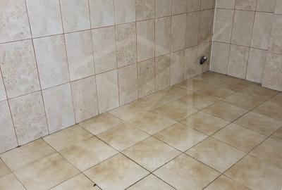 Spatiu comercial inchiriere - 48 mp, pozitie excelenta cu vad bun - 3