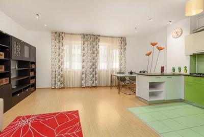 Vand apartament 2 camere Vitan, lângă McDonald's, Rin Grand Hotel. Proprietar - 5